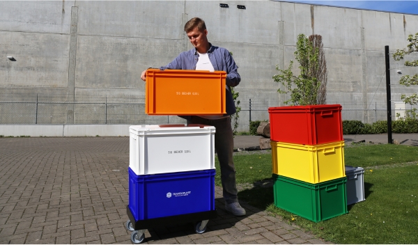 Herbruikbare bekers efficiënt vervoeren? Combineer met pallets & onderstellen
