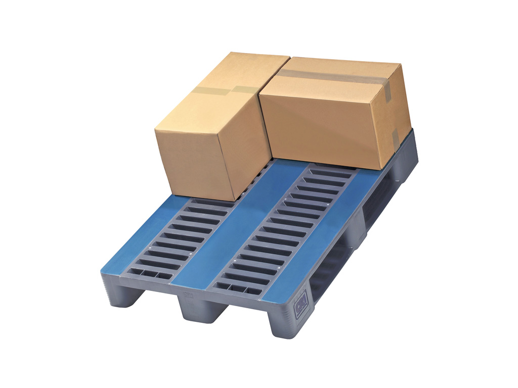 Kunststof pallet met anti-slip stroken - Transoplast Group