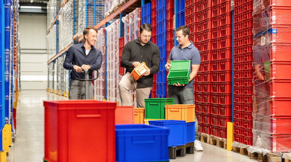 Intelligente Logistik mit Kunststoffladungsträgern in vielen Ausführungen und Formaten