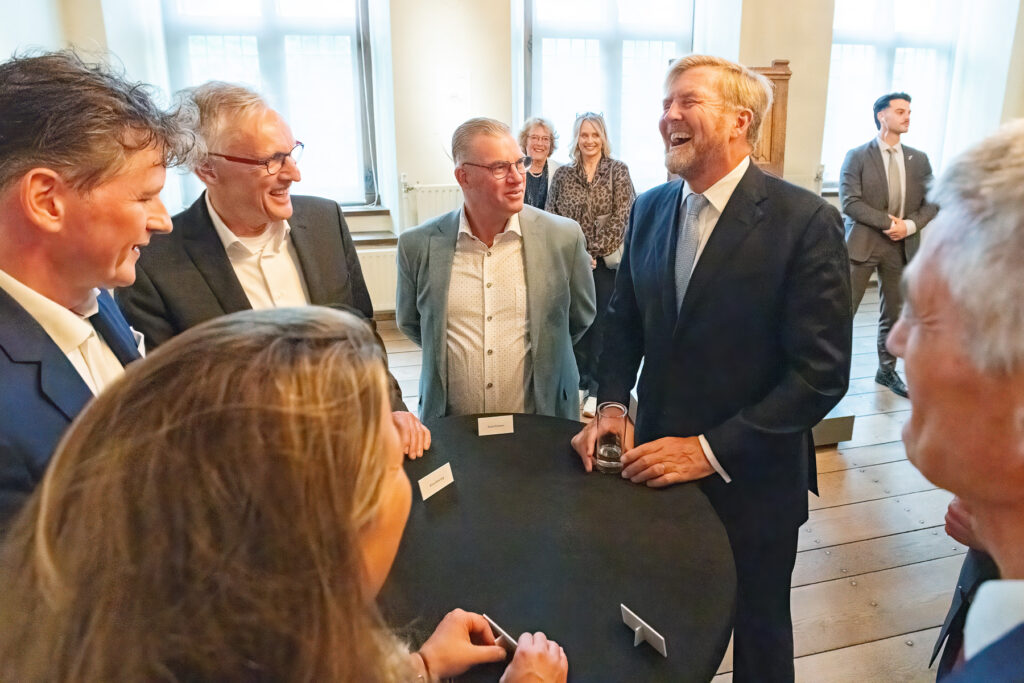 Transoplast aanwezig bij koninklijke heropening Kasteel Huis Bergh